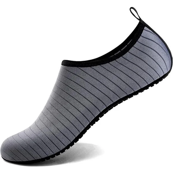 1 par vattenskor - snabbtorkande badskor - strandskor - inomhus gymskor - grå (storlek: inre längd 24,15 cm)