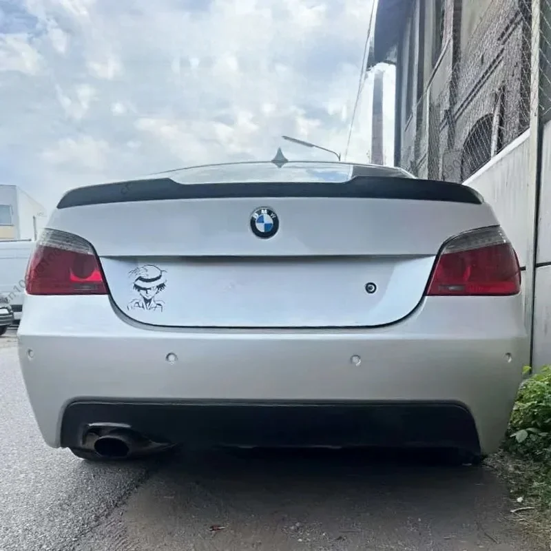 AliExpress - Capuchon de Spomicrophone arrière de voiture de style figuré, BMW E60 520i 530i 535i 540i cape i M5 2004-2010, coffre de toit arrière, 