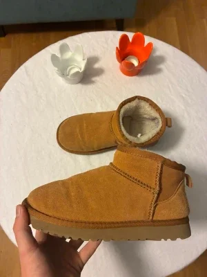 UGG Ultra Mini
