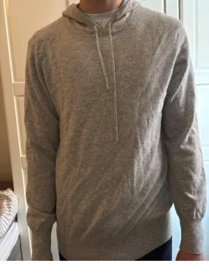 Ljusgrå soft goat Kashmir Hoodie