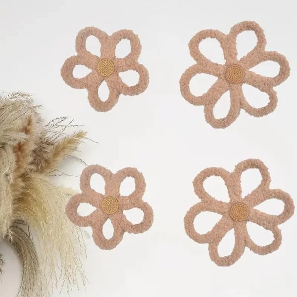 4-pack bohemiska tusensköna väggdekorationer - handvävda blommiga väggdekorationer, perfekta för sovrum, kontor och som jul-/halloweenpresent, brun