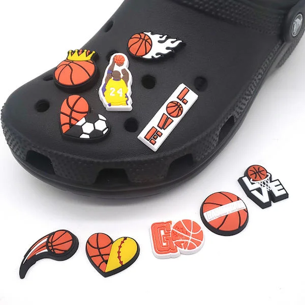 10 stk. 3D-pynt Sandaler Træsko (Basketball), Skosmykker, Søde Skopynt til Træsko Sko Sandaler Armbånd DIY