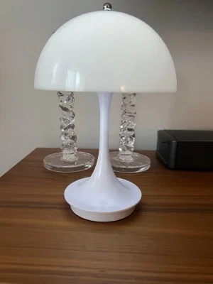 Panthella stil bordslampa – ej original