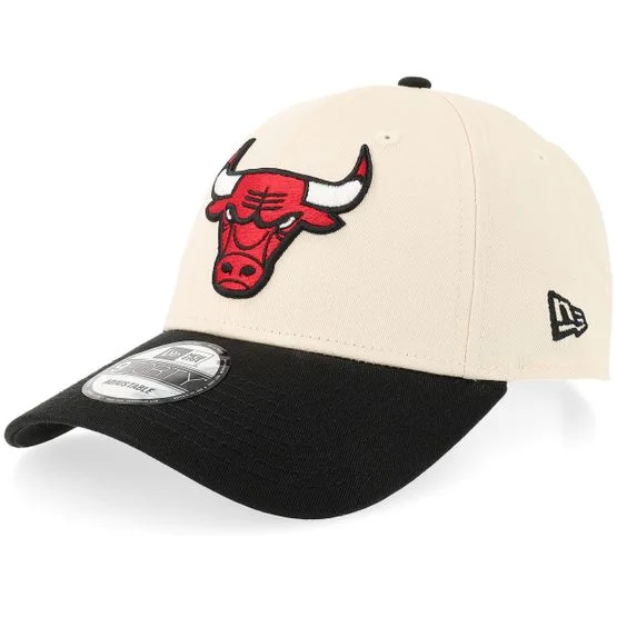 New Era - NBA Beige adjustable Czapka Z Daszkiem - Chicago Bulls NBA Colourblock 9FORTY Light Terracotta/Black Adjustable @ Hatstore