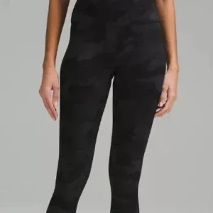 Svarta camo-leggings från Lululemon