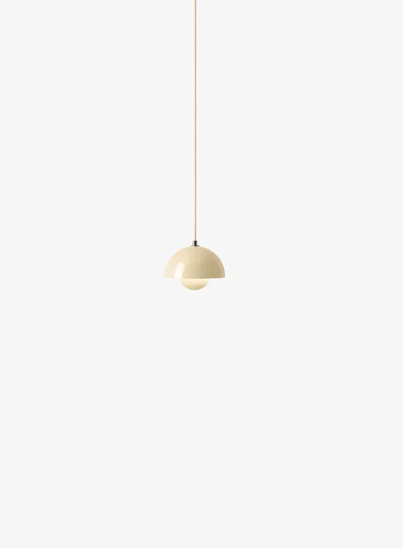 &tradition Flowerpot VP10 taklampe - ivory