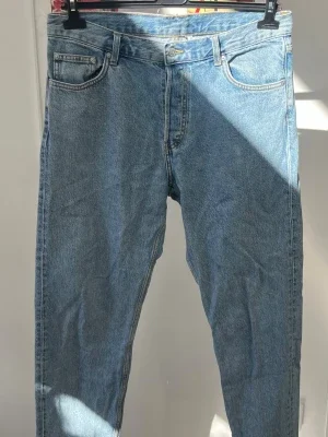 Blå Barrel jeans, Relaxed från Weekday W32/L32