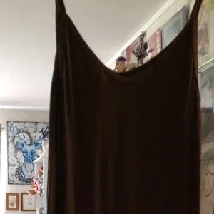 Lång tunn klänning