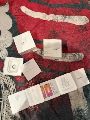 Apple AirPods Pro skal 2 st