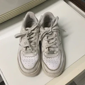 Nike Air Force 1 vita sneakers