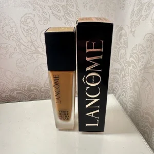 Lancôme Teint Idole Ultra Wear 445N