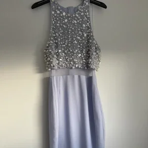Asos Klänning