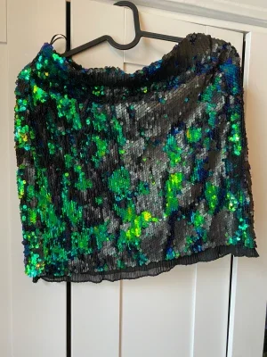 Sequin mini skirt