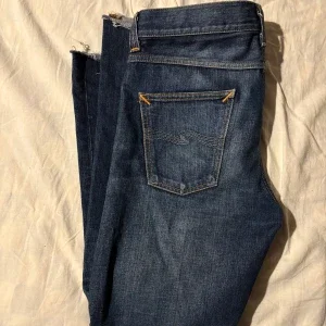 Blå jeans från Nudie Jeans
