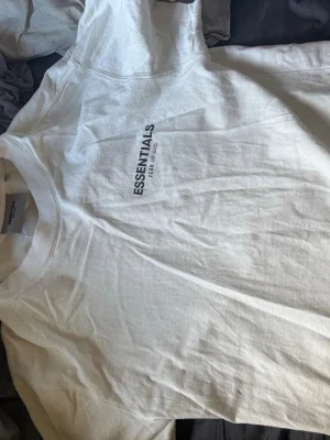 Vit Essentials T-shirt Fear of God