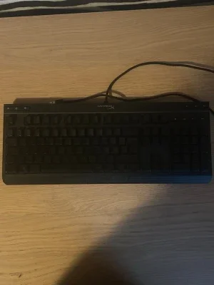 HyperX RGB tangentbord med sladd