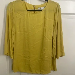 gul blus