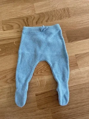 Stickade byxor Zara stl 56
