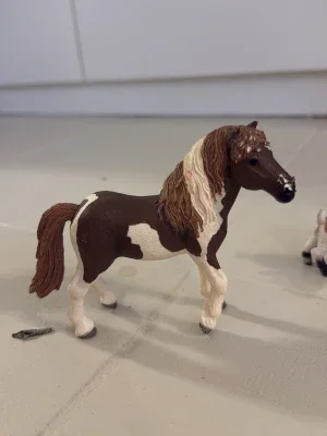 Blandade schleich djur