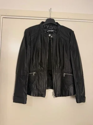 Svart skinnjacka Gerry Weber