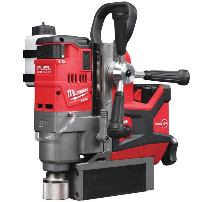Milwaukee M18 FMDP-502C Magnetbormaskin med batteri og lader, Maskiner