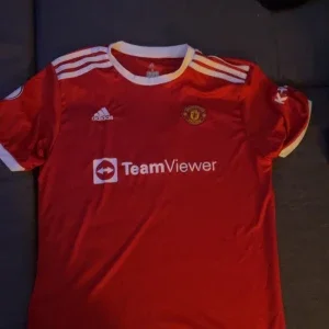 Manchester United T-shirt