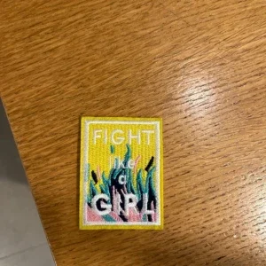 Broderat tygmärke Fight Like a Girl