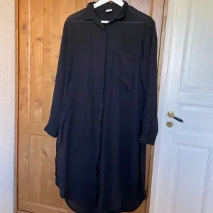 Skjortklänning