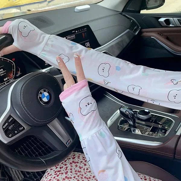 Ice Silk Sleeves for Women, Sun Protection, Thin Summer, Cycling, UV Protection, Elastic, Loose, Cute, Hand and Arm Sleeves for Men Holy Bear