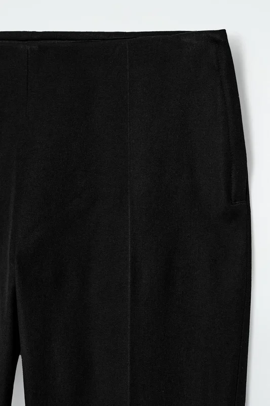 COS Women's Cotton-Blend Capri Trousers in Black