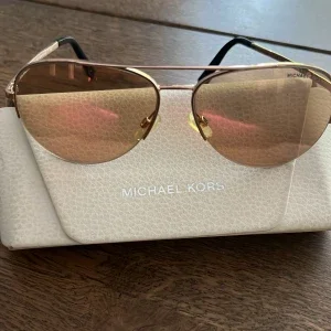 Michael Kors solglasögon