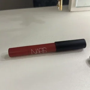 NARS läppstift-penna