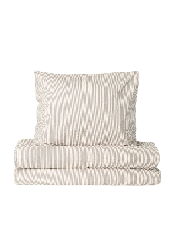 Åhléns Home Randigt bäddset i bäckebölja CHARLES 150x210 cm Sängkläder Beige ONESIZE