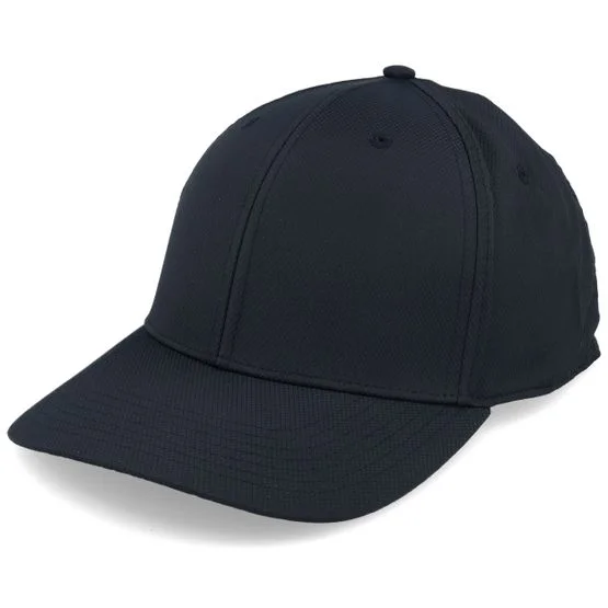 Adidas - Musta adjustable Lippis - Tour Crst Black Adjustable @ Hatstore