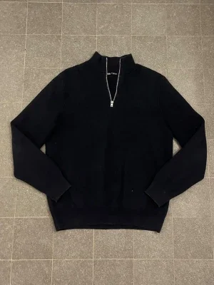 Zara halfzip