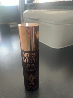 Charlotte Tilbury matte Airbrush Setting Spray