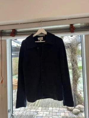 Stickad tröja COS