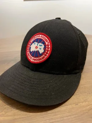 Extremt sällsynt Canada Goose x New era collab