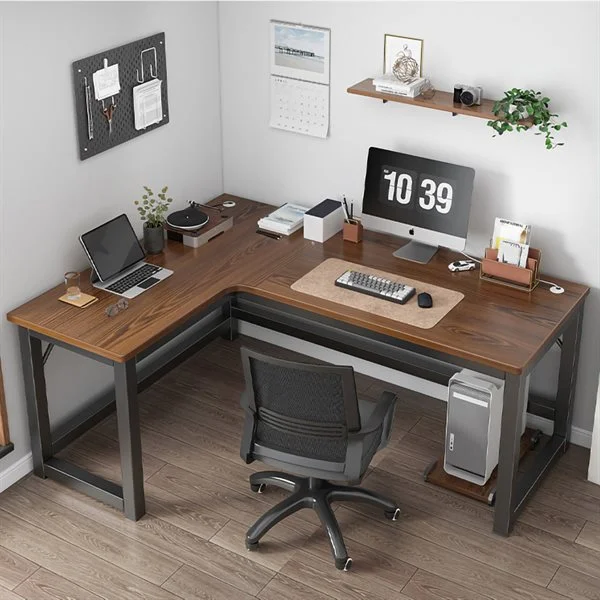 Romslig Hjørneskrivebord med MDF-plate og Solide Stålben – 140 x 120 cm