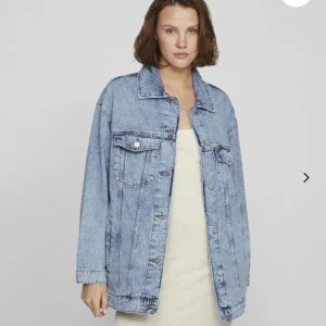 Jeansjacka Vila