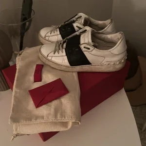 Valentino skor