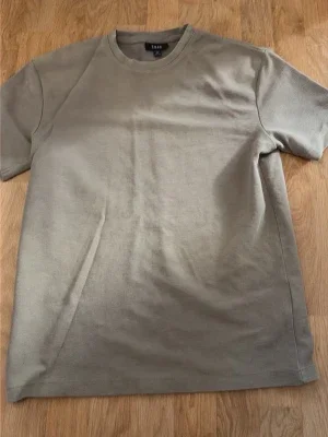 Beige basic t-shirt från Asos