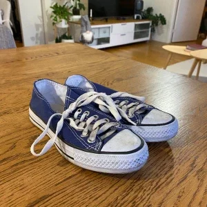 Blå converse