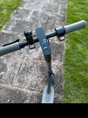 Xiaomi elscooter med display