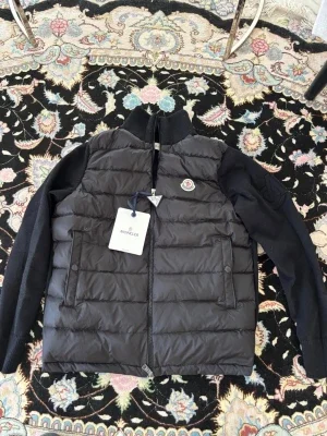 Moncler cardigan svart