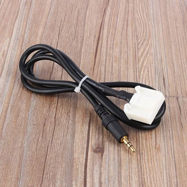 3,5 mm AUX Audio Radio MP3-spiller Hodetelefon Telefoninngang Adapterkabel for Toyota