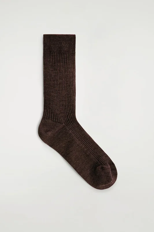 COS Ribbed Silk Socks in Brown - Women