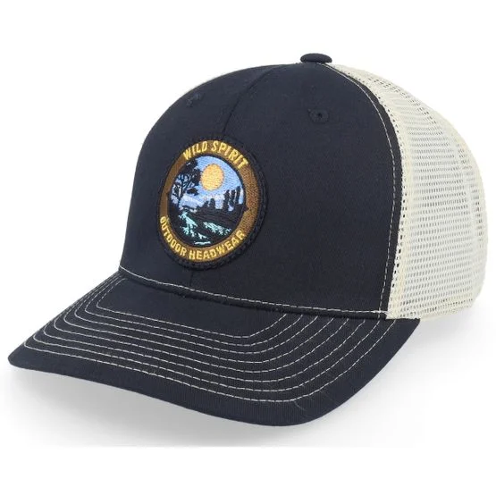Wild Spirit - Sort trucker Kasket - Outdoor Landscape Sunset Logo 111 Split Black @ Hatstore