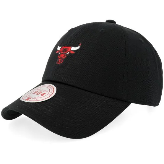 Mitchell & Ness - NBA Zwart unconstructed Cap - Chicago Bulls Insignia Black Dad Cap @ Hatstore