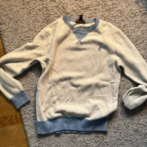 Vit och ljusblå tröja Polo Ralph Lauren
